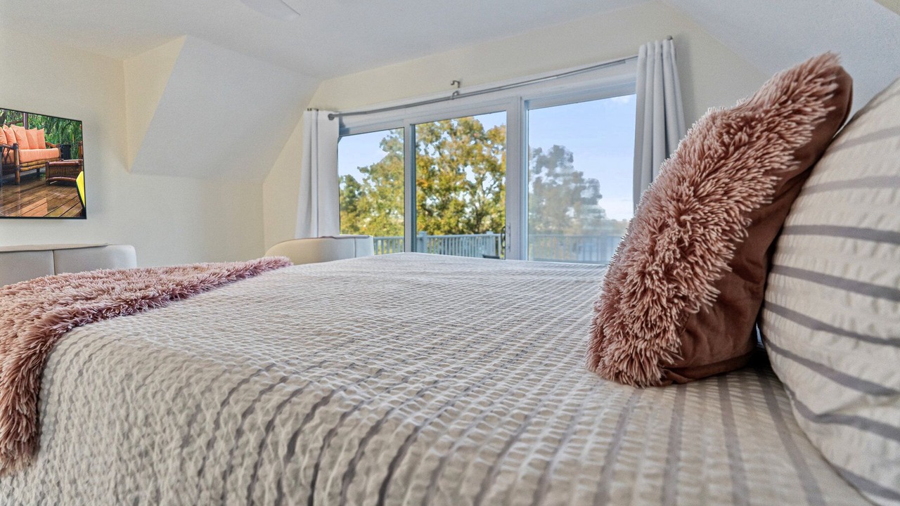 Photo of Bedroom in Auburndale