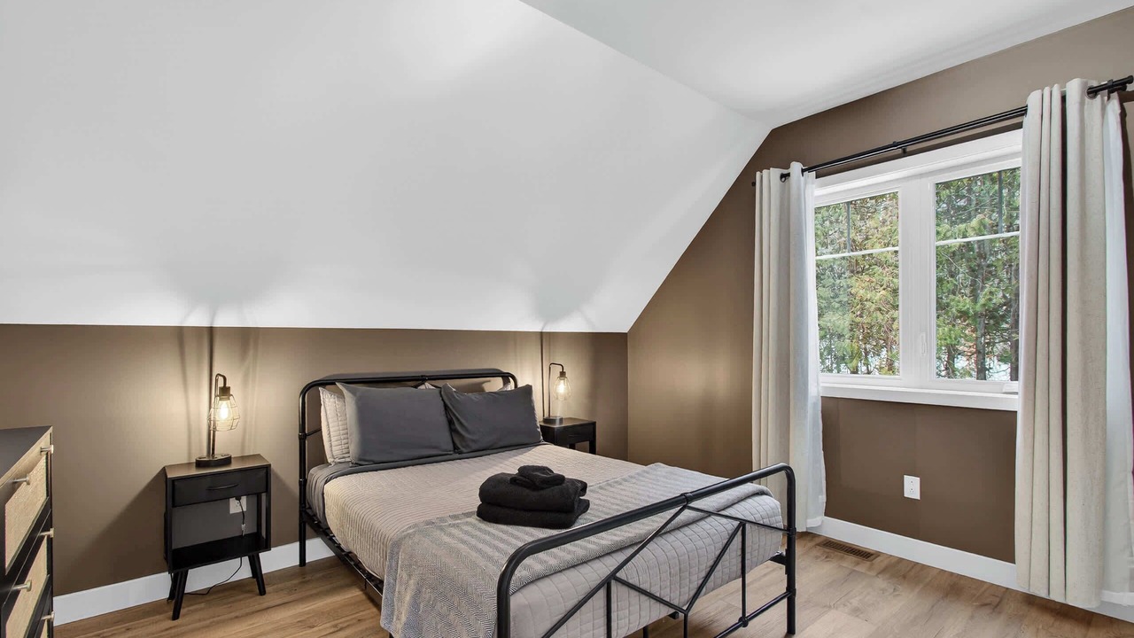 Photo of Bedroom in Amherst