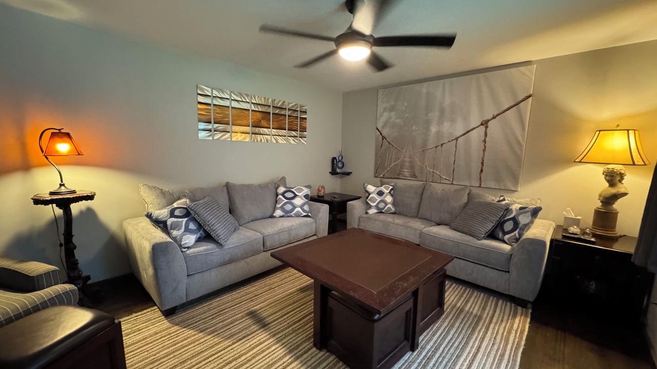 Photo of Livingroom in Doraville