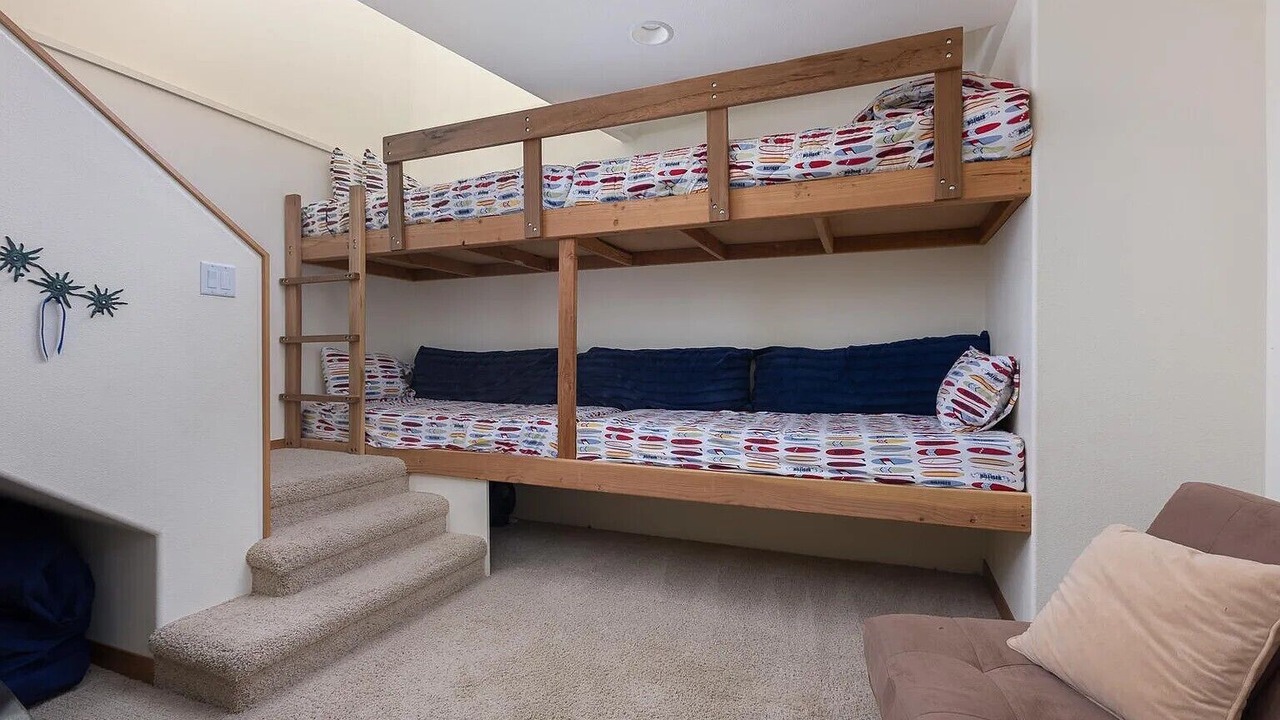 Photo of Bedroom in Oregon Coast