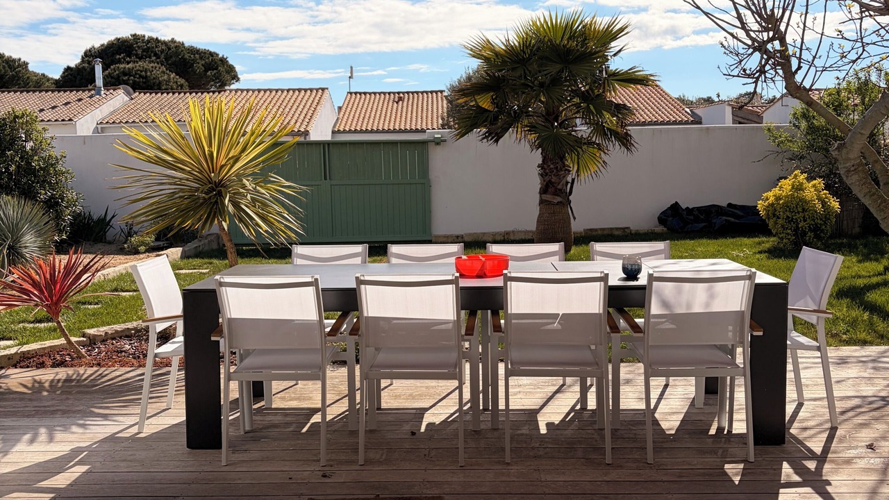 Photo of Outdoor in Ars-en-Re