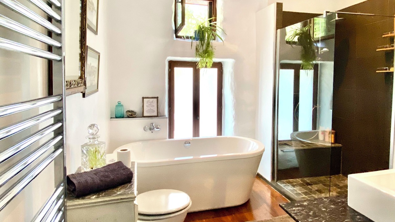Photo of Bathroom in Lesparrou