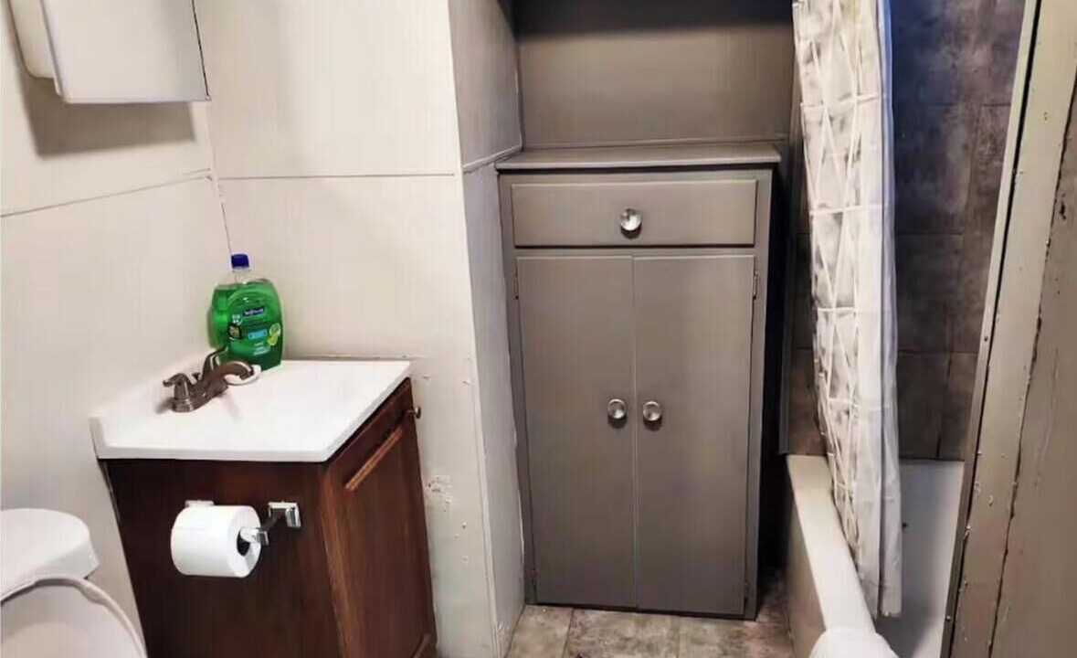 Photo of Bathroom in Bombay Beach