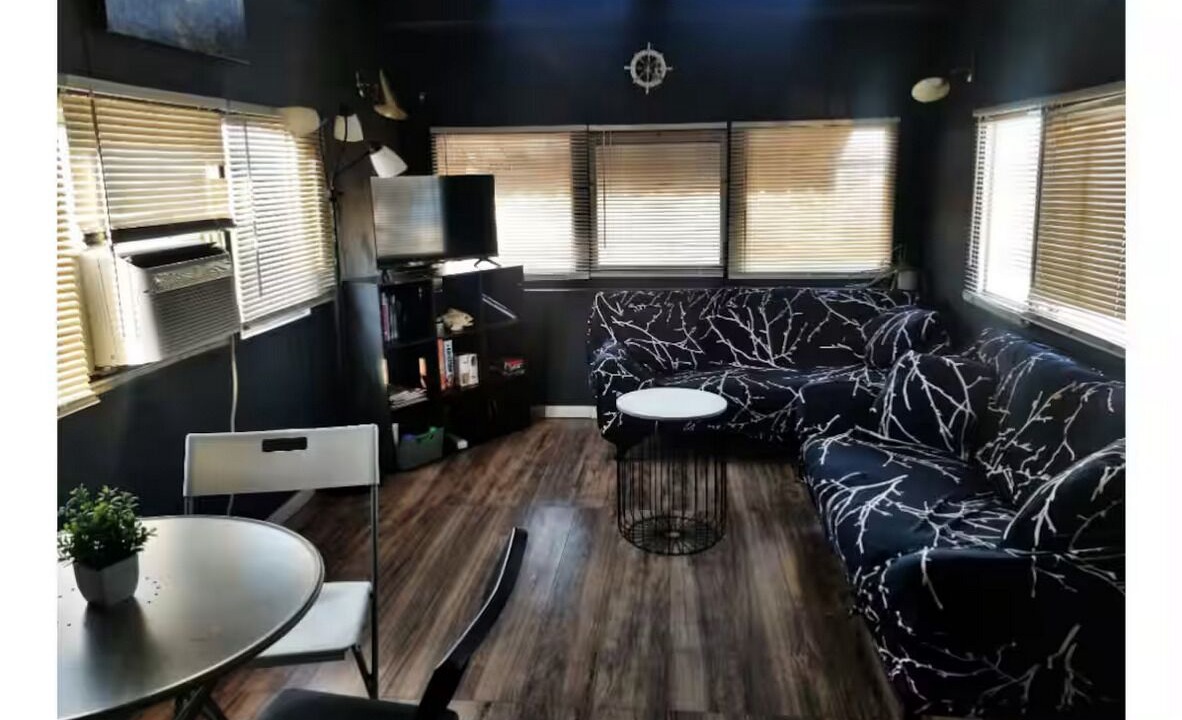 Photo of Livingroom in Bombay Beach