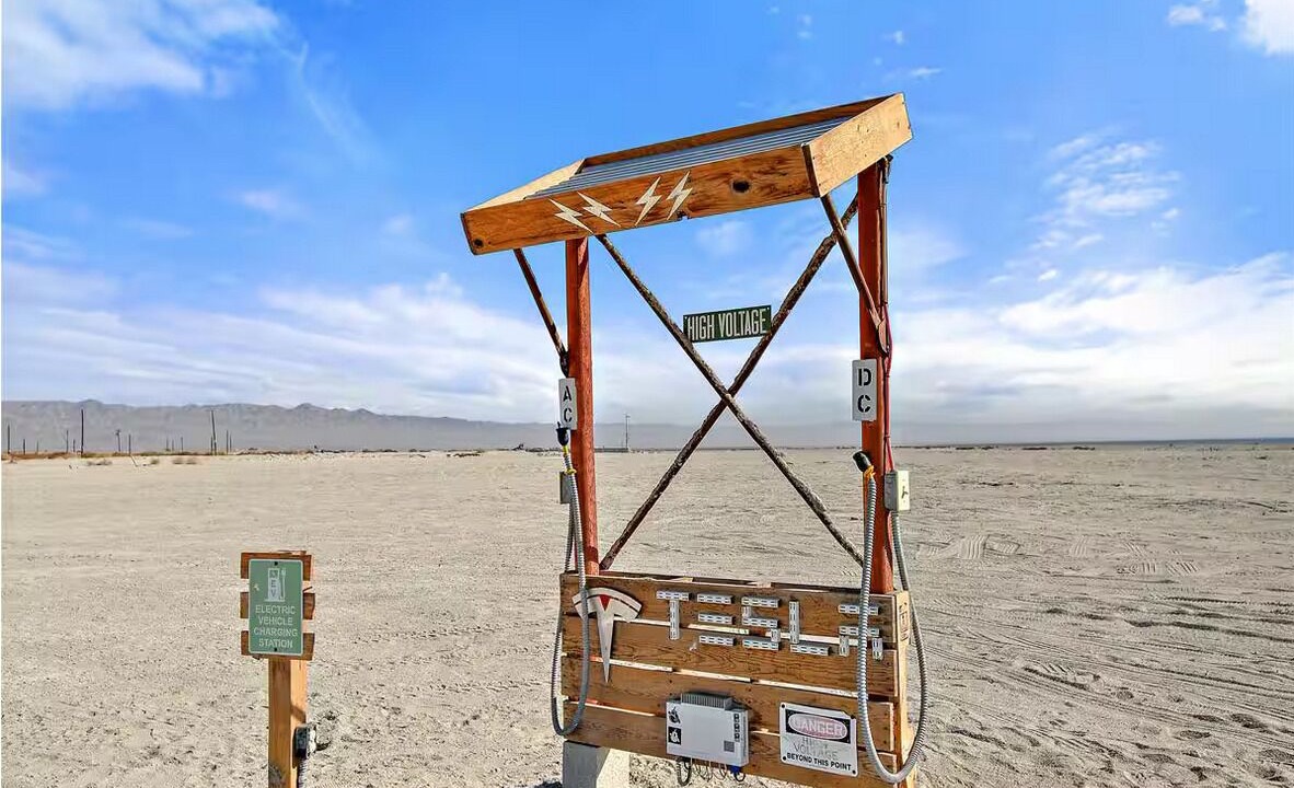 Photo of Others in Bombay Beach