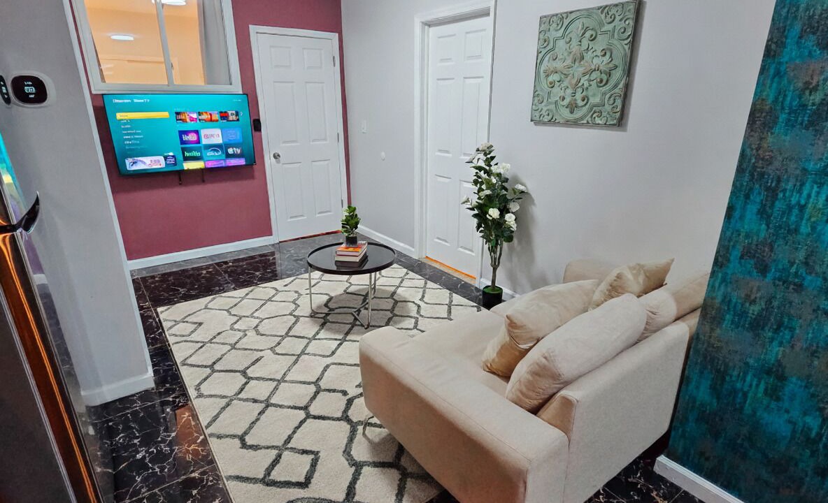 Photo of Livingroom in Chinatown