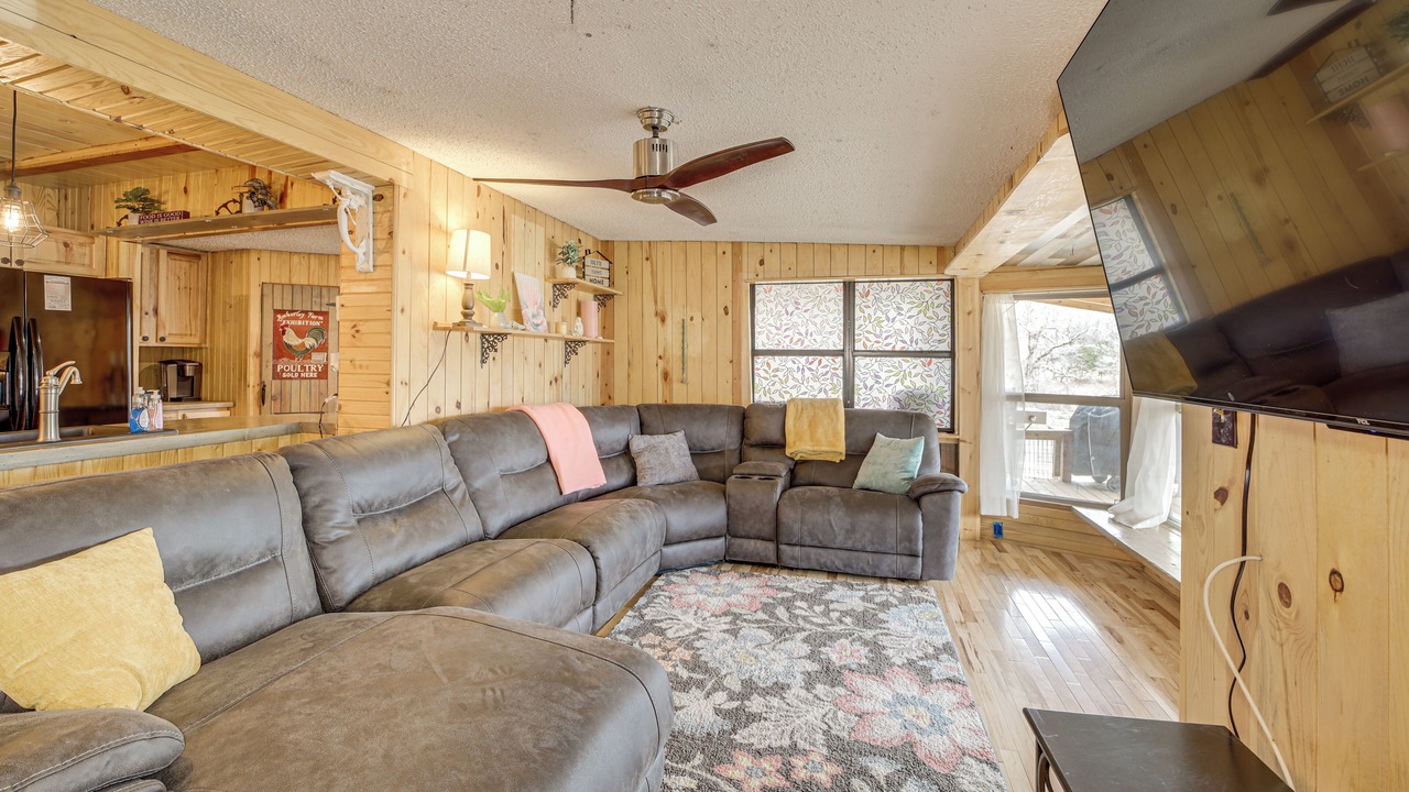 Photo of Livingroom in Hoyt