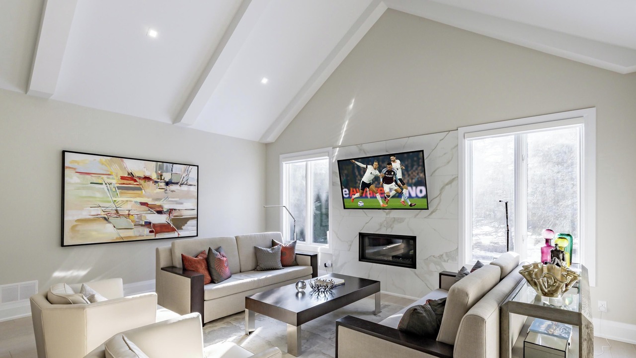 Photo of Livingroom in Clarkson-Lorne Park