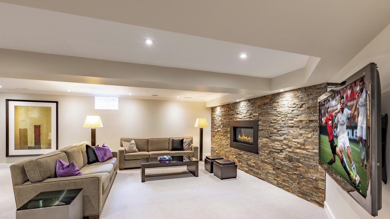 Photo of Bedroom in Clarkson-Lorne Park