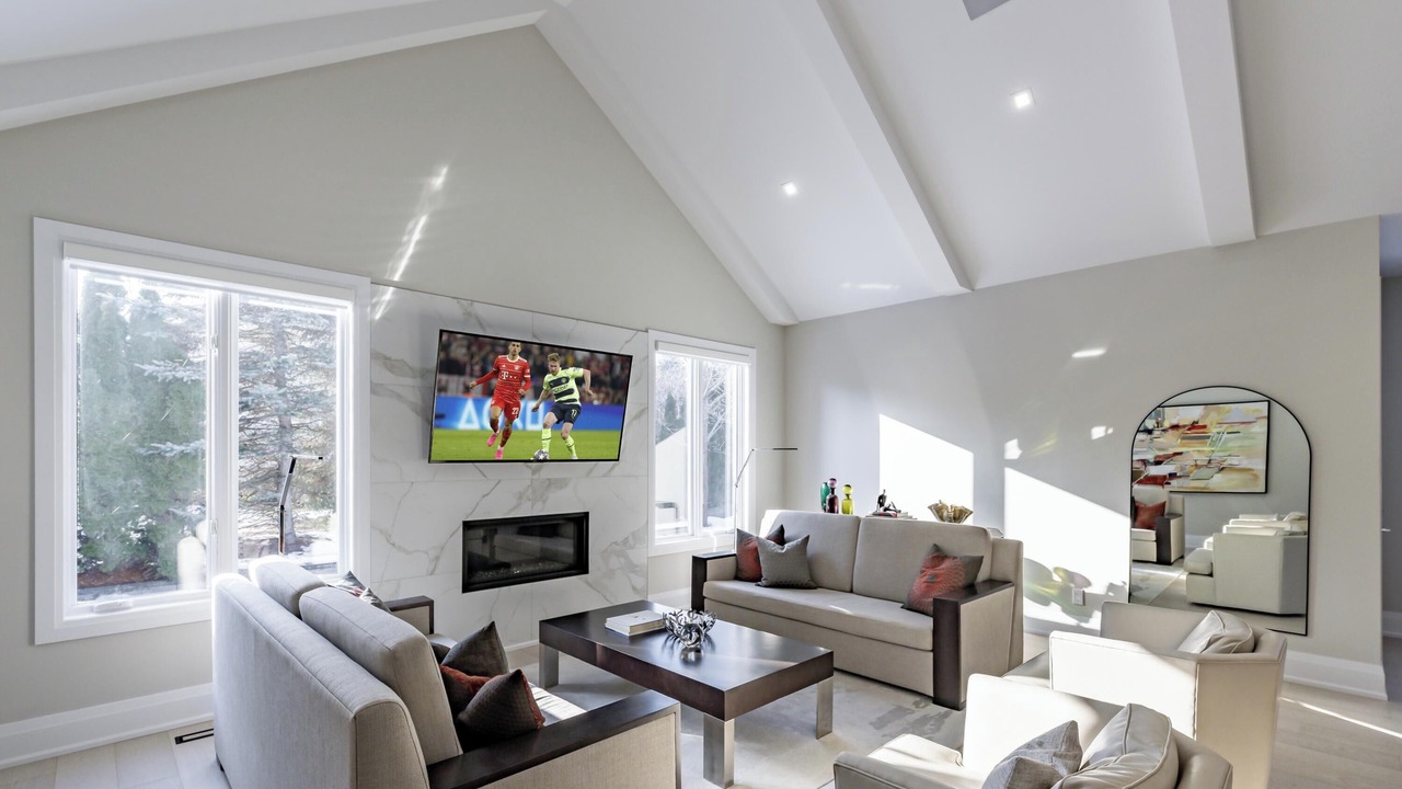 Photo of Livingroom in Clarkson-Lorne Park