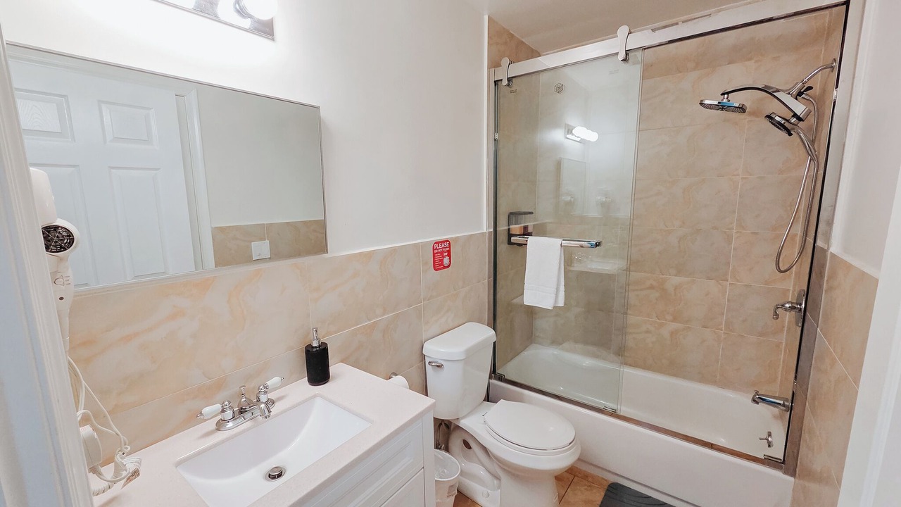 Photo of Bathroom in Chinatown