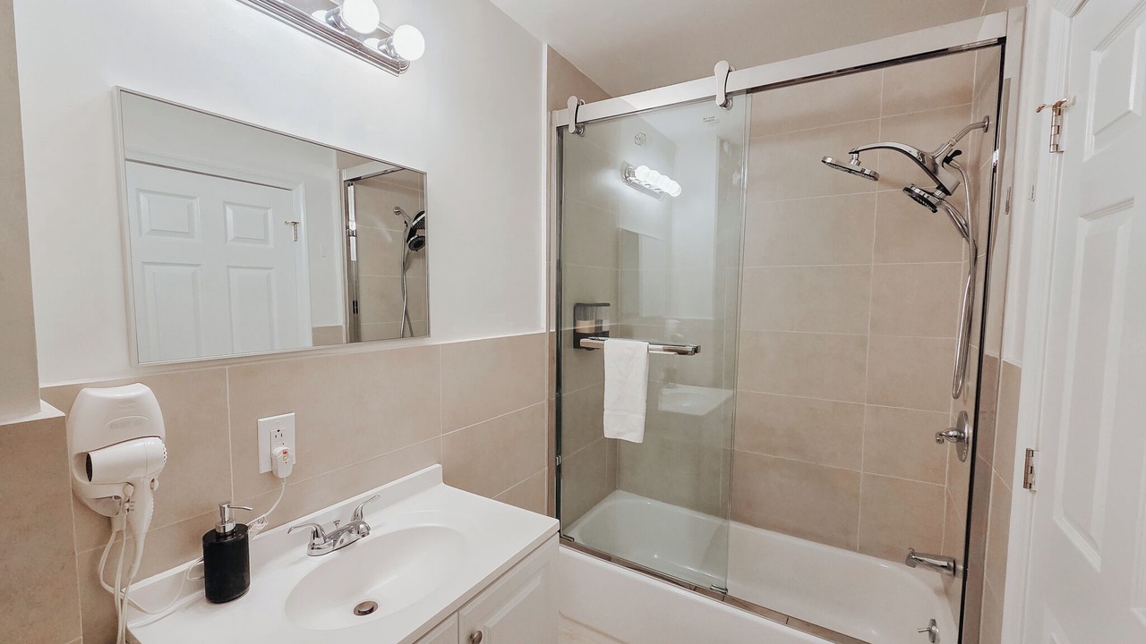 Photo of Bathroom in Chinatown
