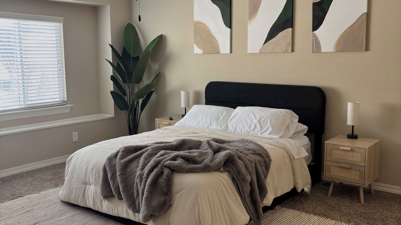 Photo of Bedroom in Biggs Field