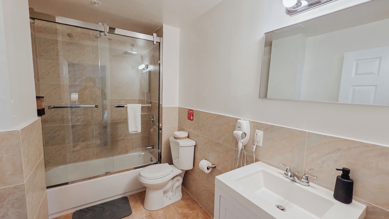 Photo of Bathroom in Chinatown