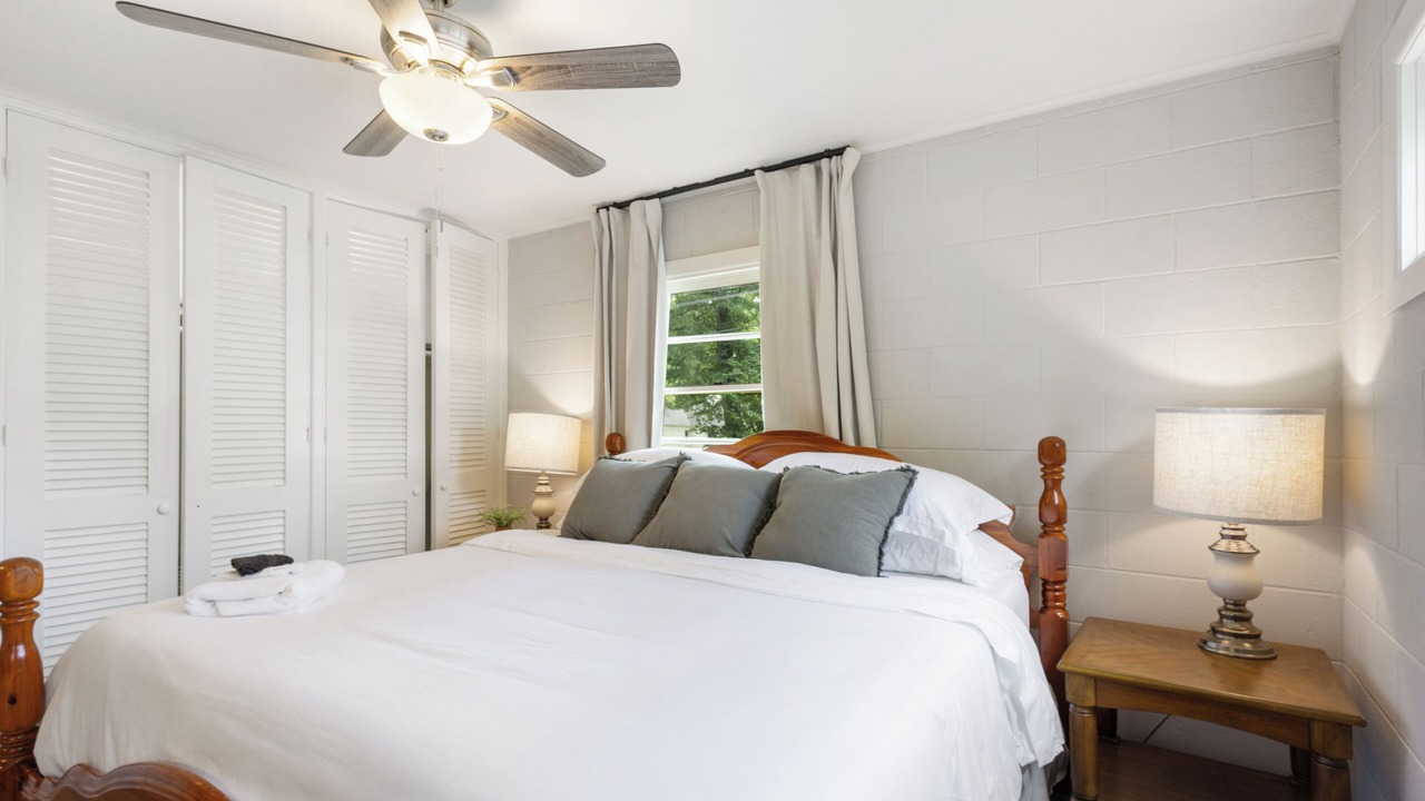 Photo of Bedroom in Ashland