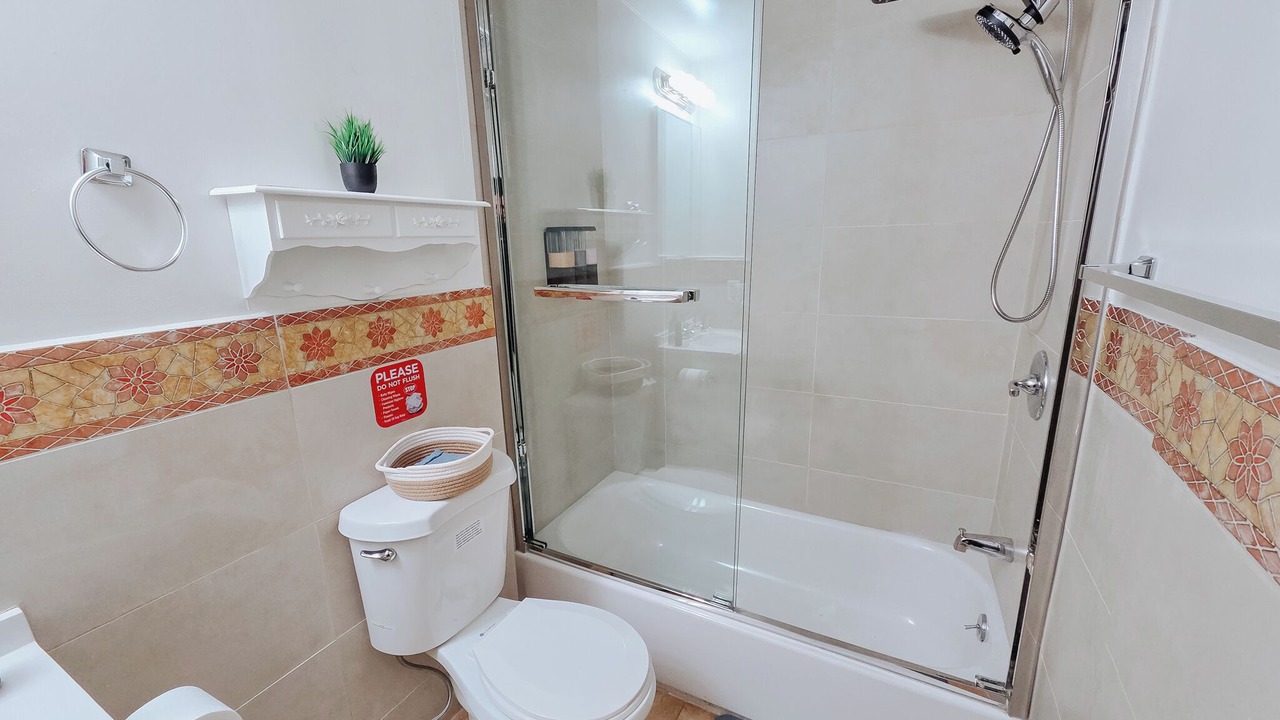 Photo of Bathroom in Chinatown