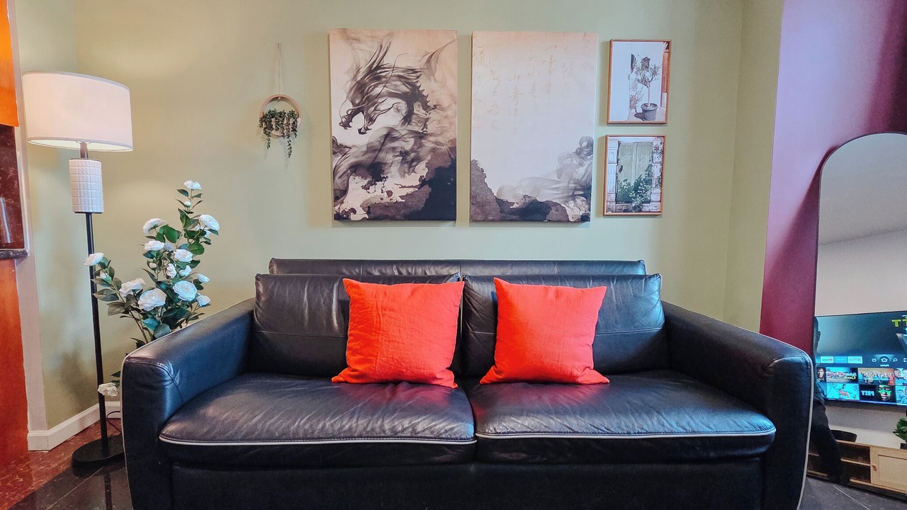 Photo of Livingroom in Chinatown