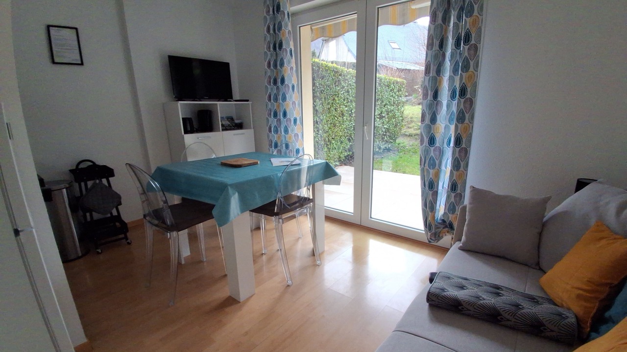 Photo of Livingroom in Esquieze-Sere