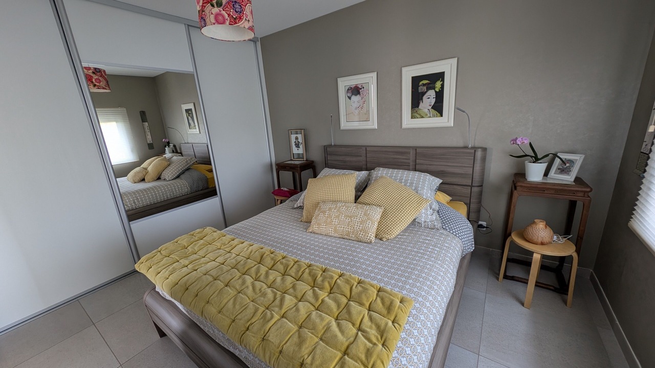 Photo of Bedroom in Ballan-Mire