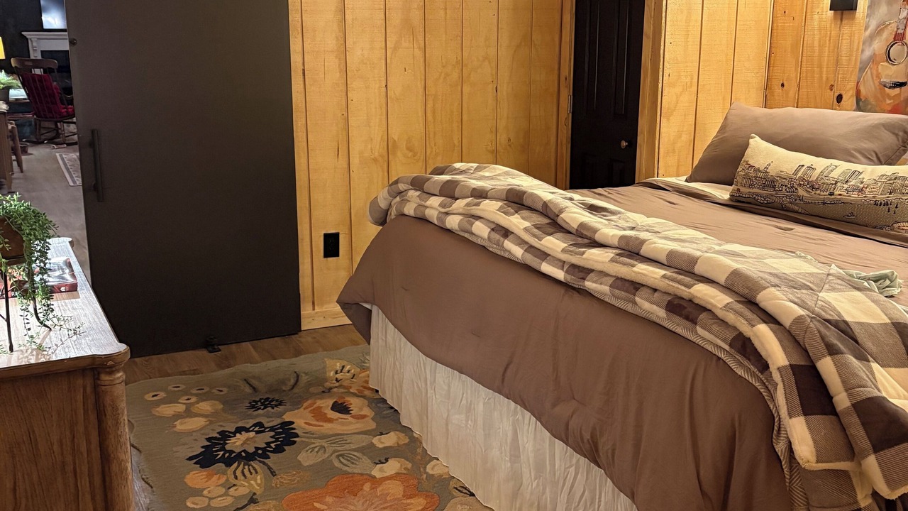 Photo of Bedroom in Goodlettsville