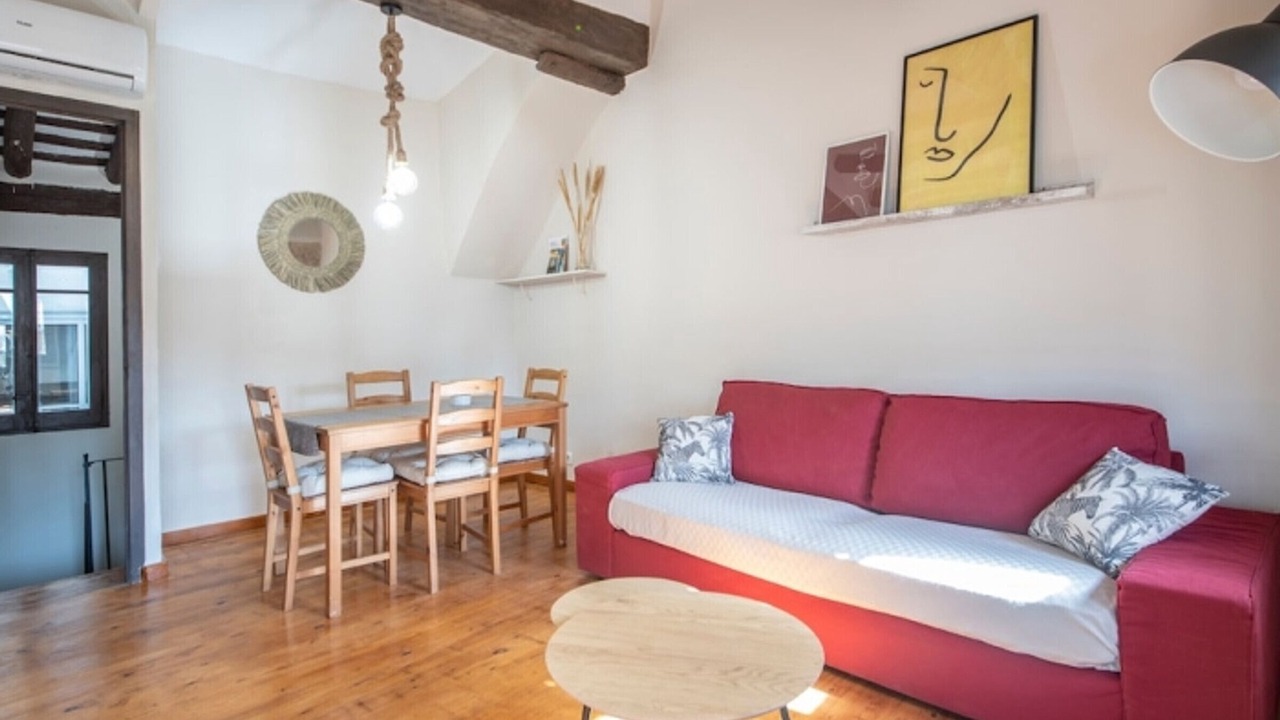 Photo of Livingroom in Old Town