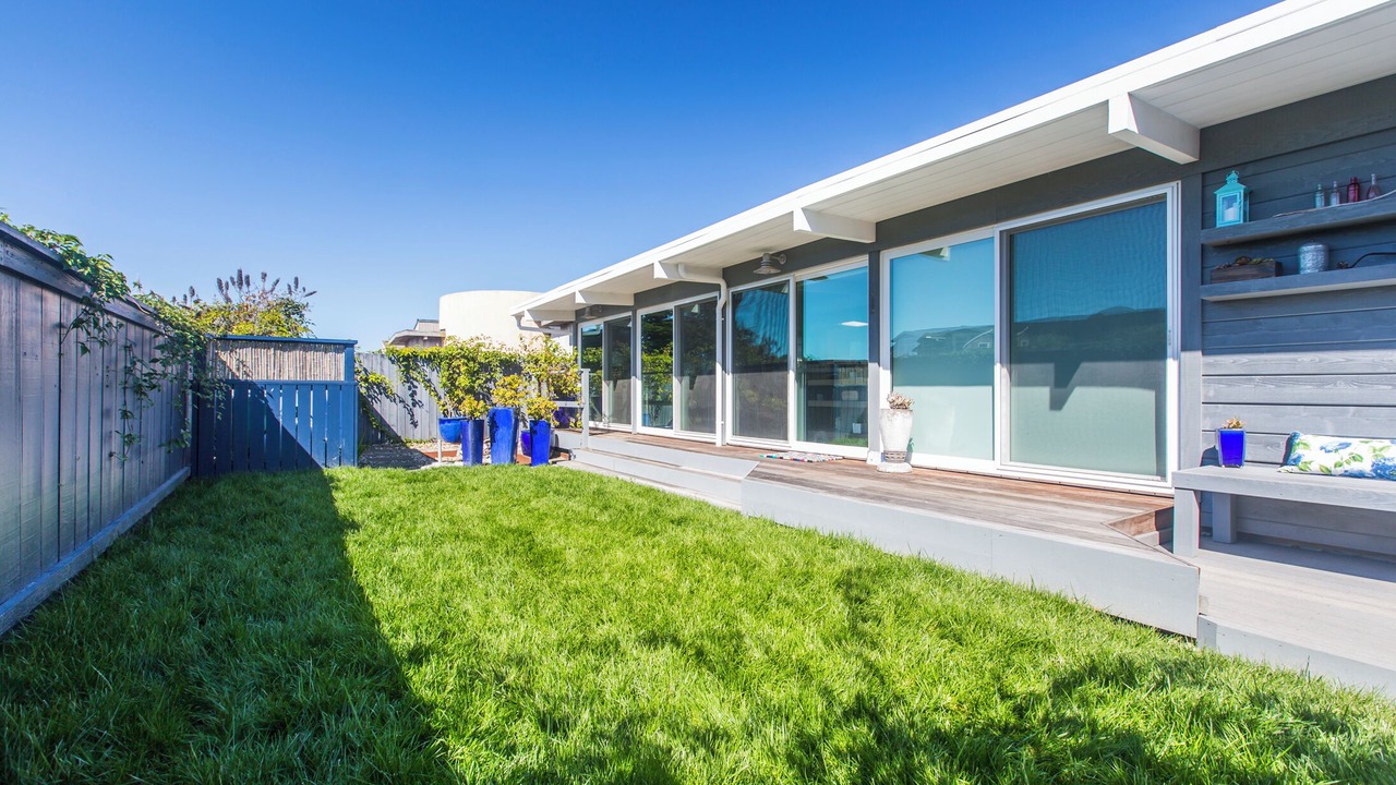 Photo of Patio Balcony in Stinson Beach