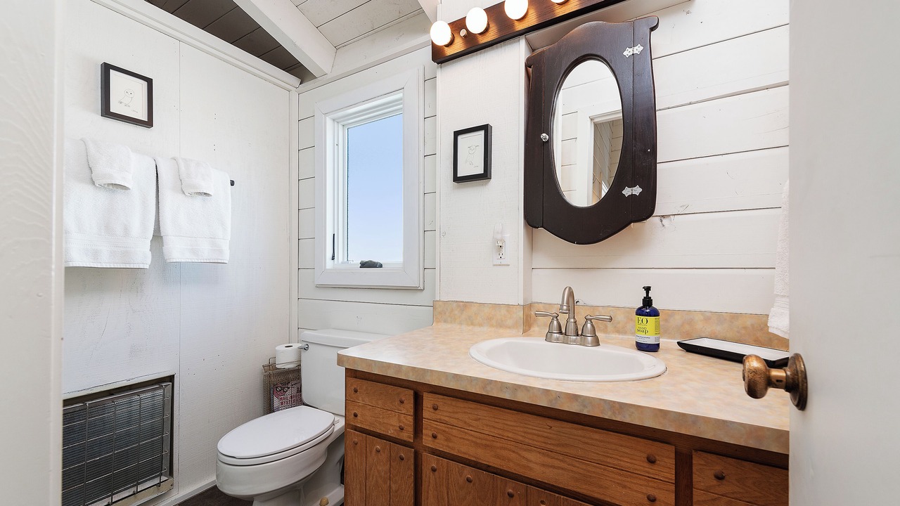 Photo of Bathroom in Stinson Beach