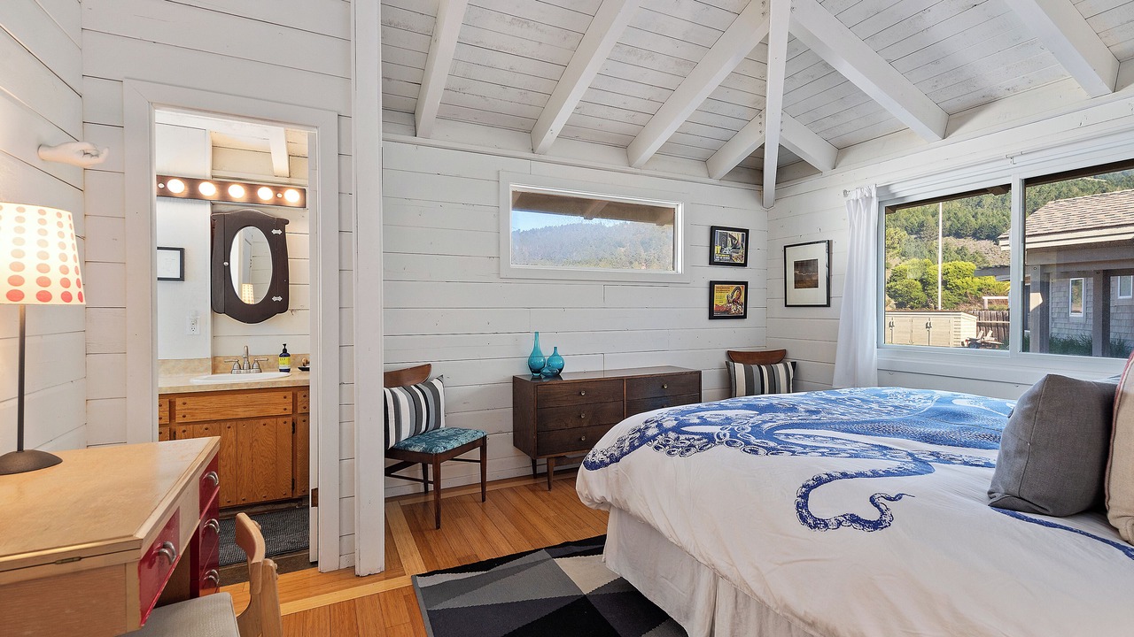 Photo of Bedroom in Stinson Beach