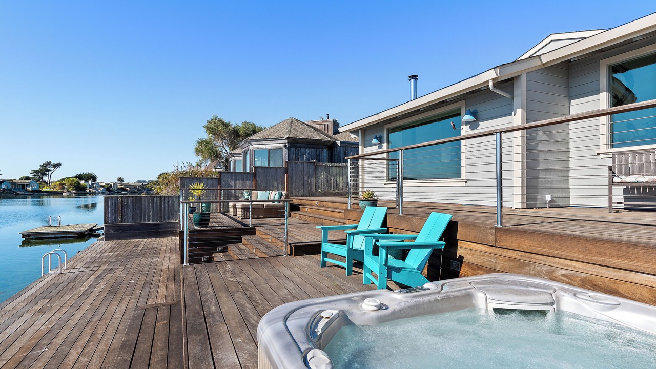 Photo of Patio Balcony in Stinson Beach
