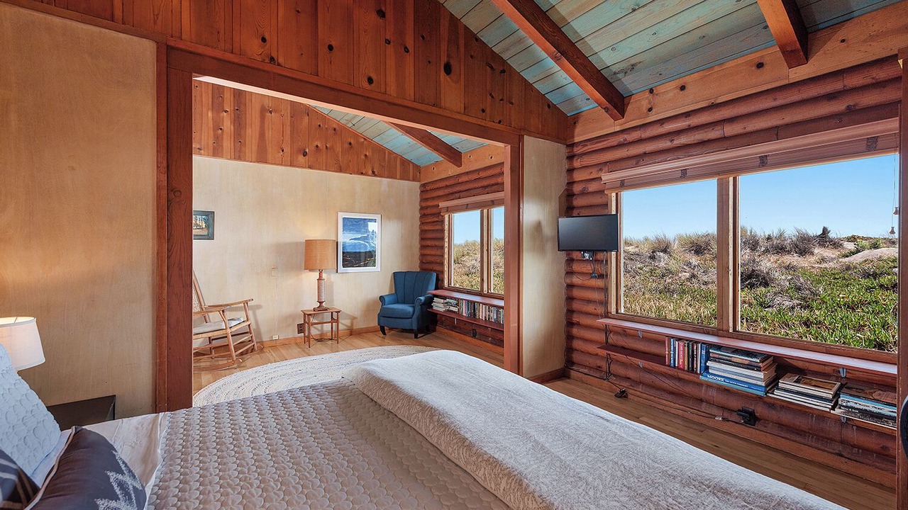 Photo of Bedroom in Stinson Beach