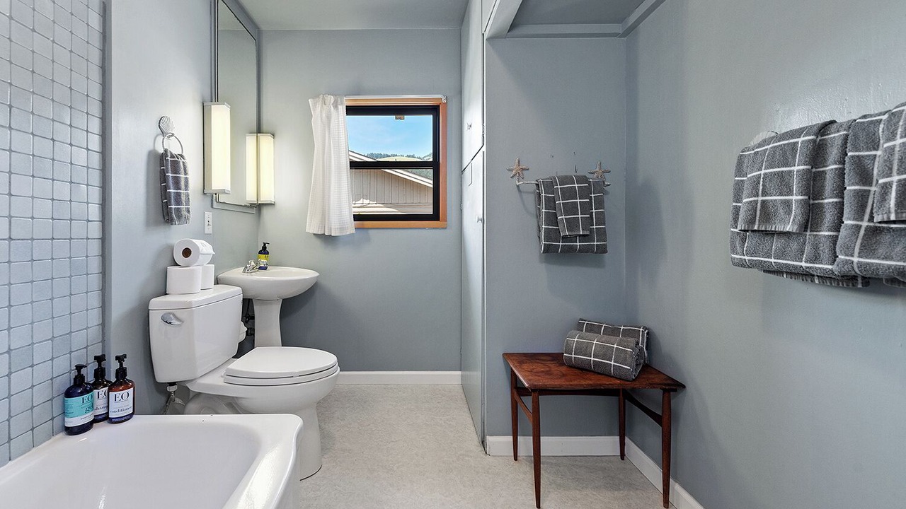 Photo of Bathroom in Stinson Beach