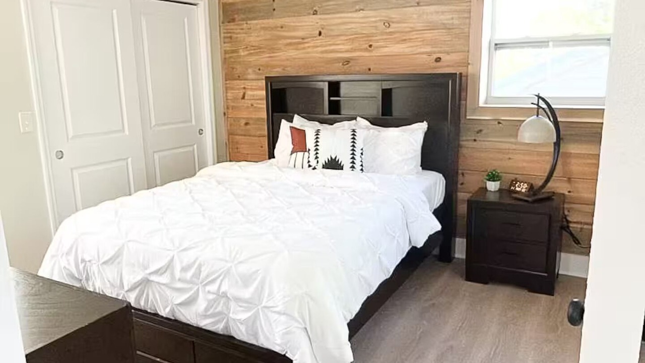 Photo of Bedroom in Andrews