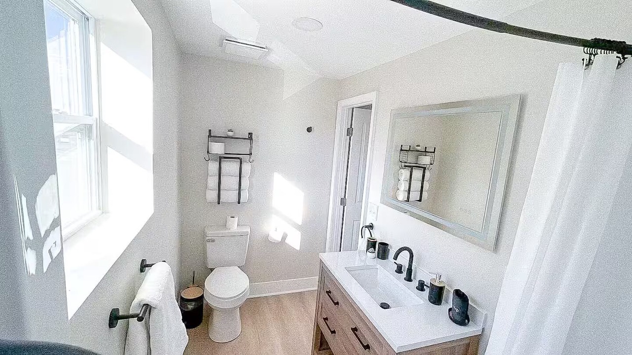 Photo of Bathroom in Andrews