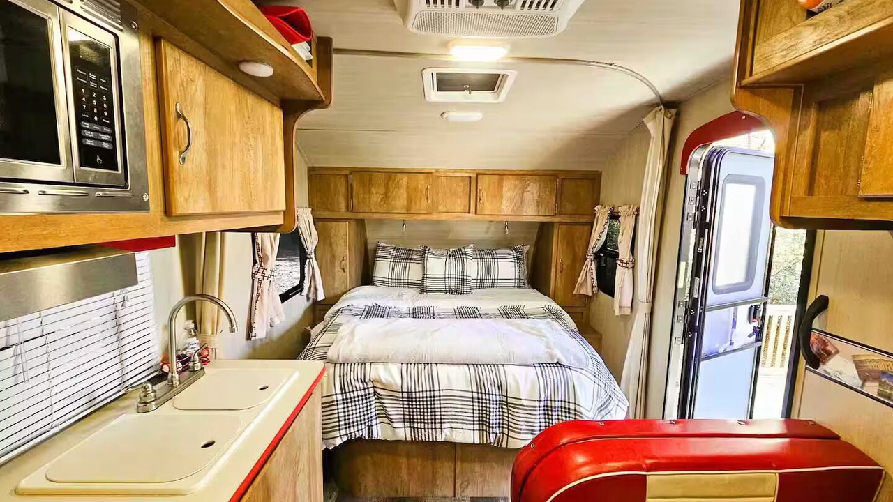 Photo of Bedroom in Andrews