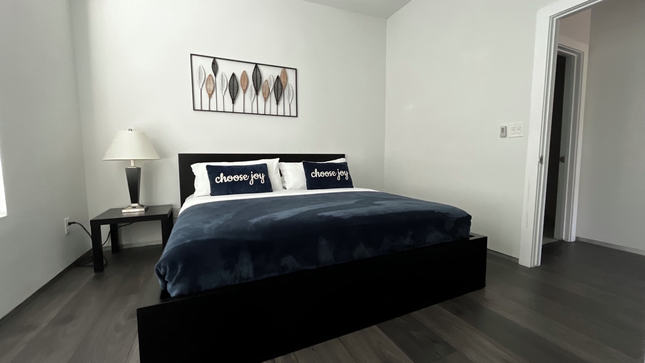 Photo of Bedroom in Nevada Street