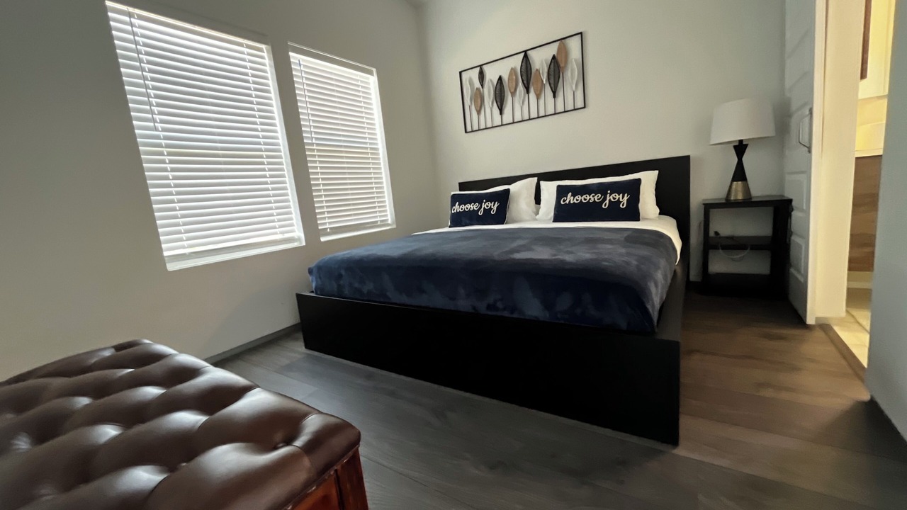 Photo of Bedroom in Nevada Street