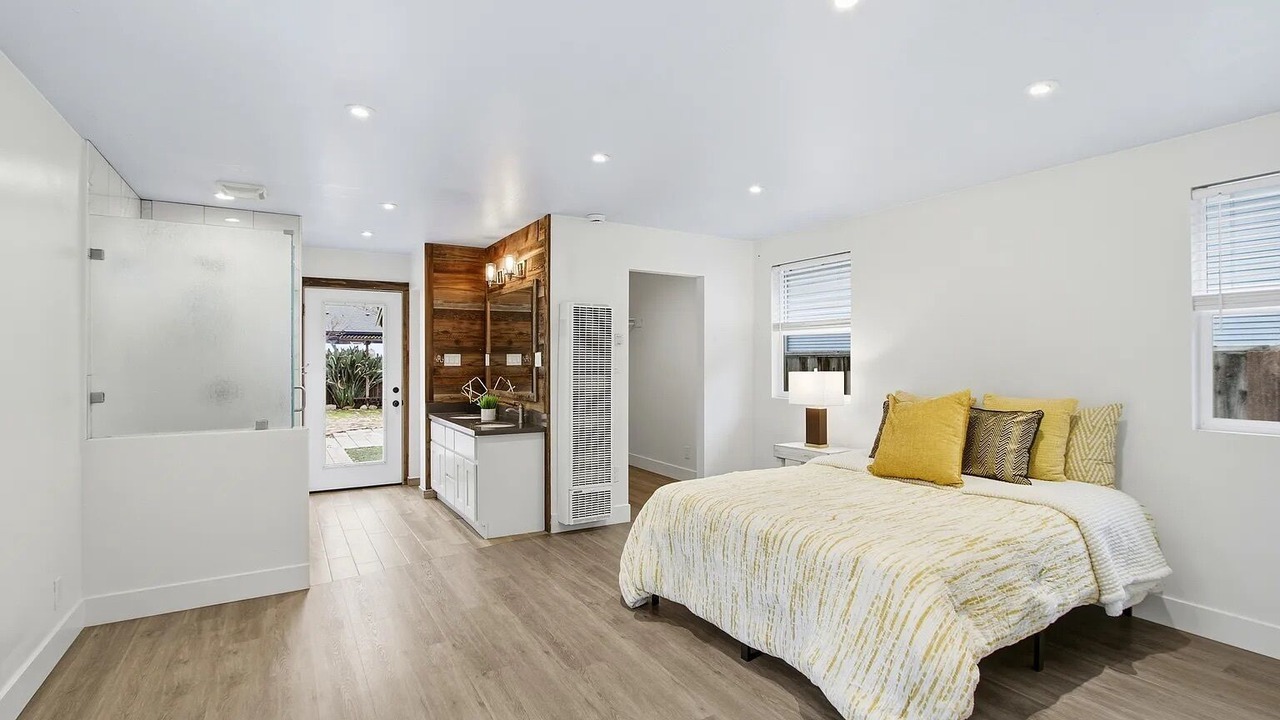 Photo of Bedroom in Willow Glen