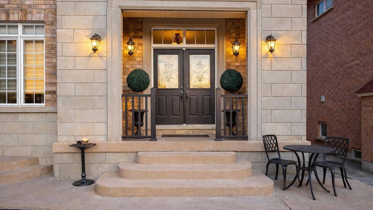 Photo of Outdoor in Brampton