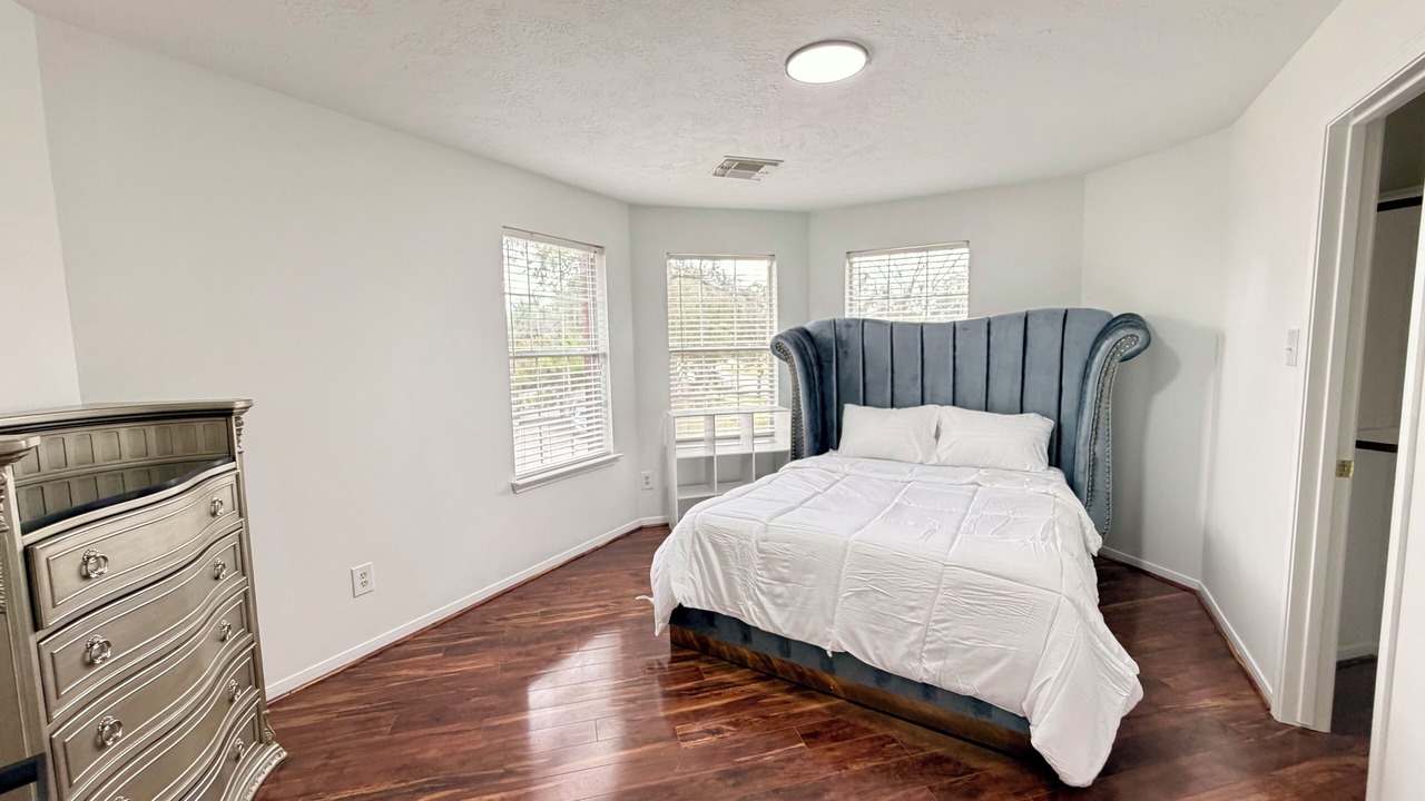 Photo of Bedroom in Tomball