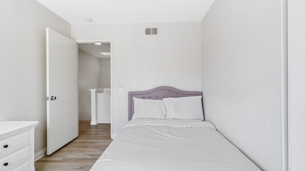 Photo of Bedroom in Tustin