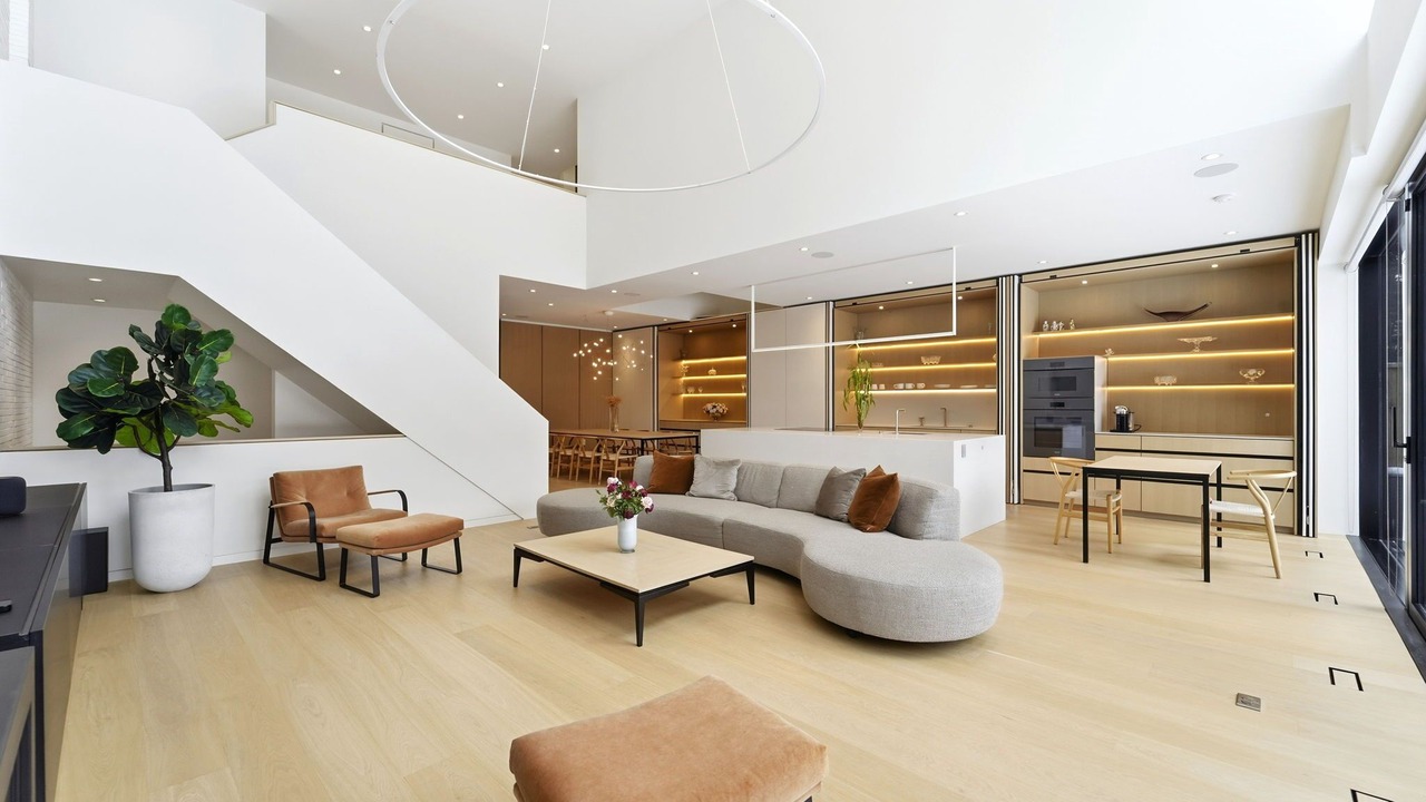 Photo of Livingroom in Forest Hill South