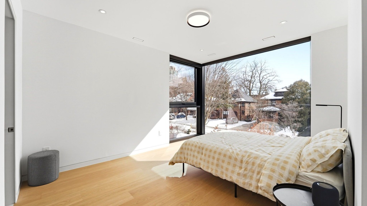 Photo of Bedroom in Forest Hill South