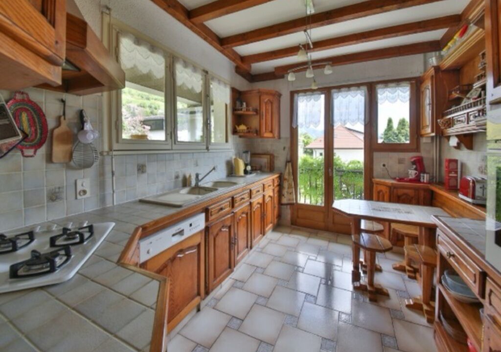 Photo of Kitchen in Veyrier-du-Lac