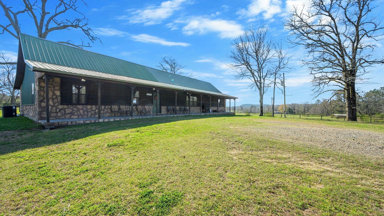 Photo of Outdoor in Smithville