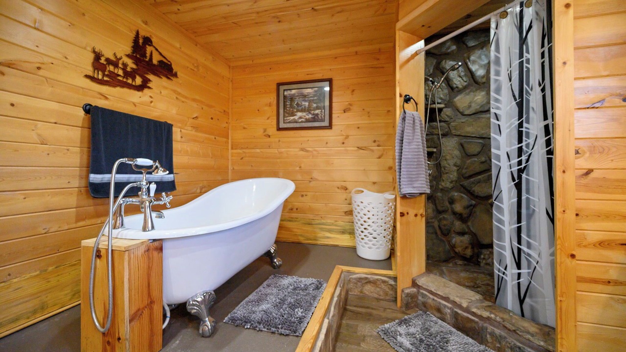 Photo of Bathroom in Smithville
