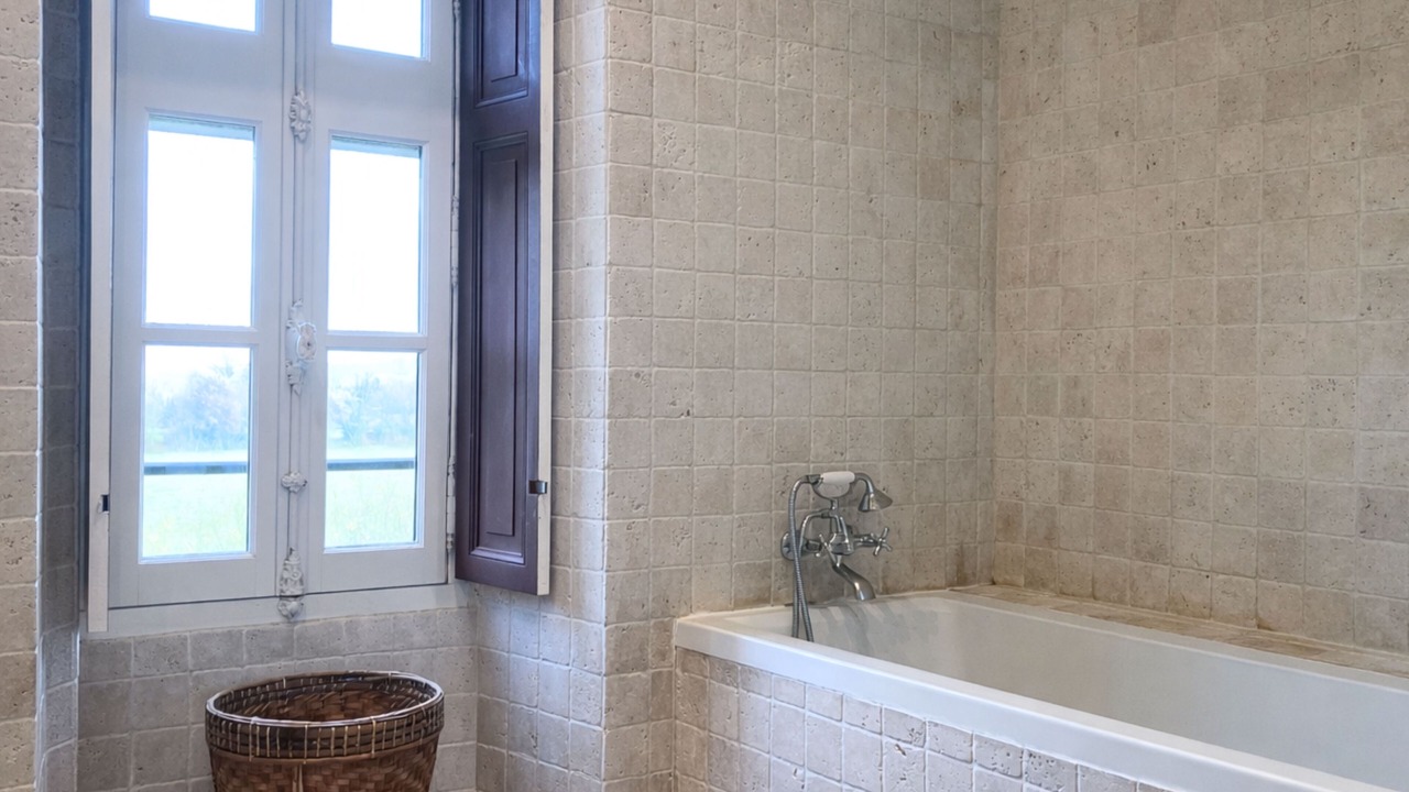 Photo of Bathroom in Combrand