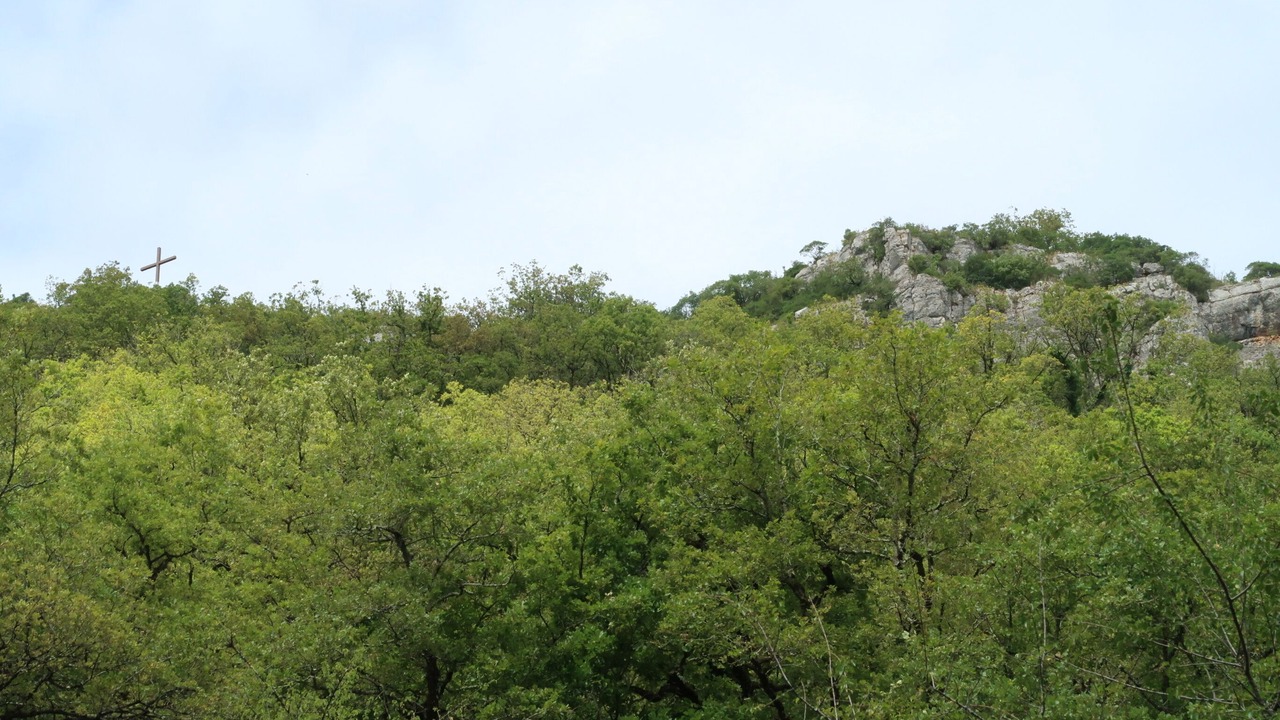 Photo of Others in Tour-de-Faure