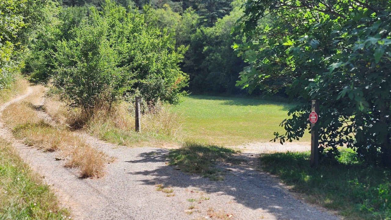 Photo of Others in Tour-de-Faure
