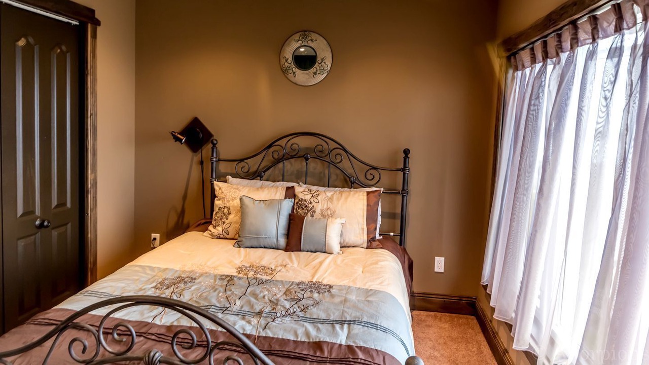 Photo of Bedroom in Northern Bruce Peninsula