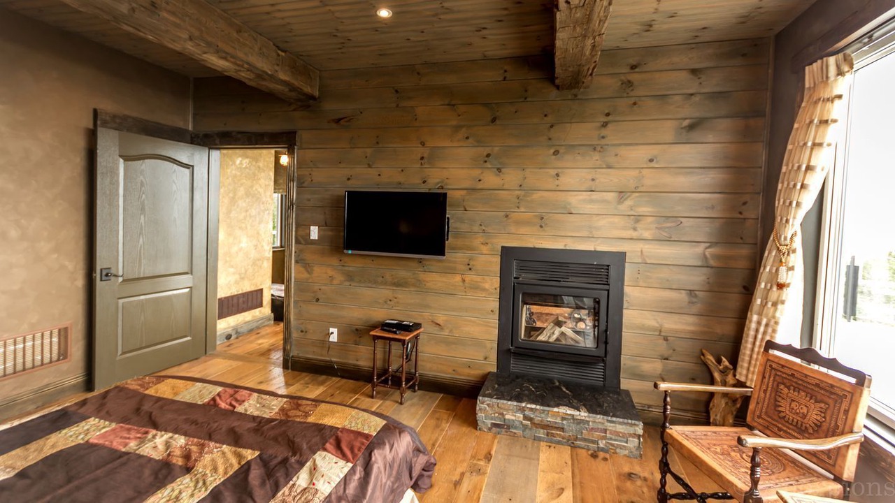Photo of Bedroom in Northern Bruce Peninsula